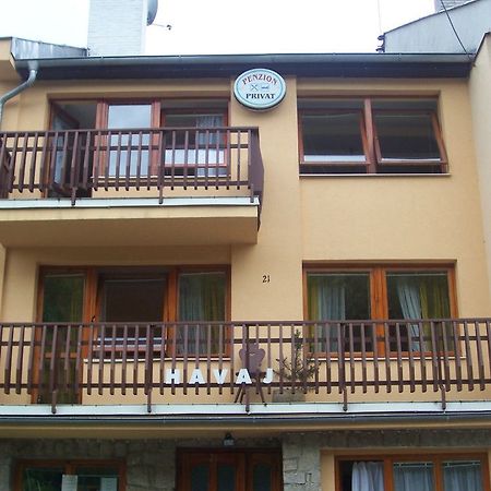 Penzion Havaj Κάρλοβι Βάρι Εξωτερικό φωτογραφία