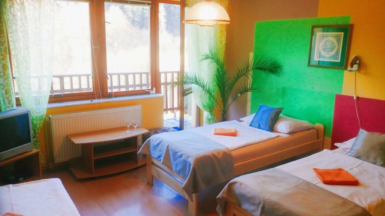 Penzion Havaj Κάρλοβι Βάρι Εξωτερικό φωτογραφία